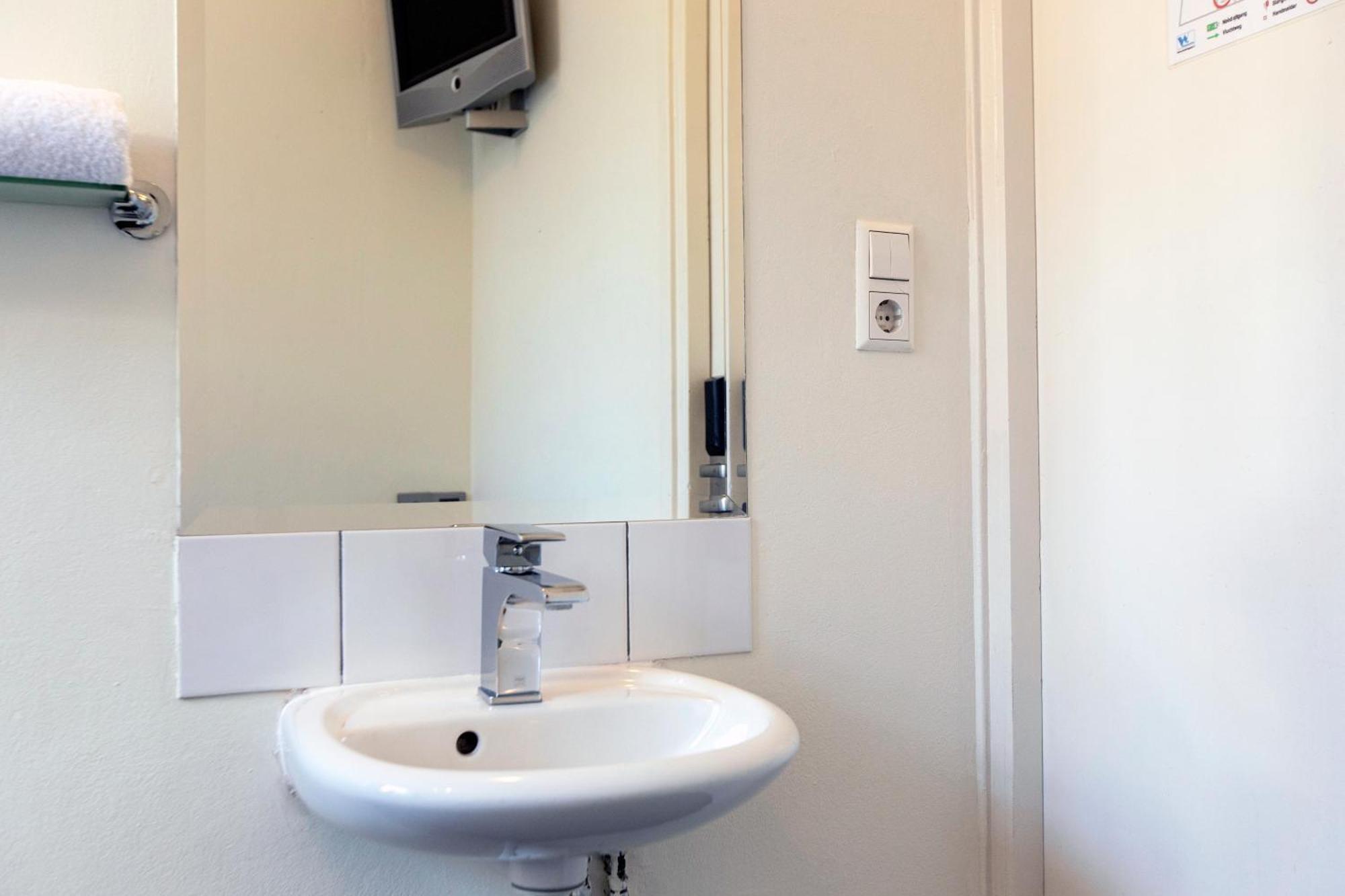 Chambre Triple avec Salle de Bains Privative