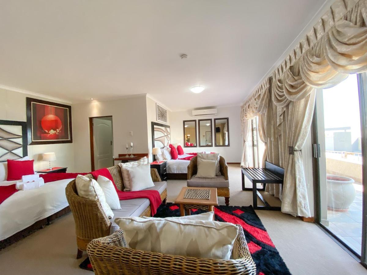 Superior Family Room
