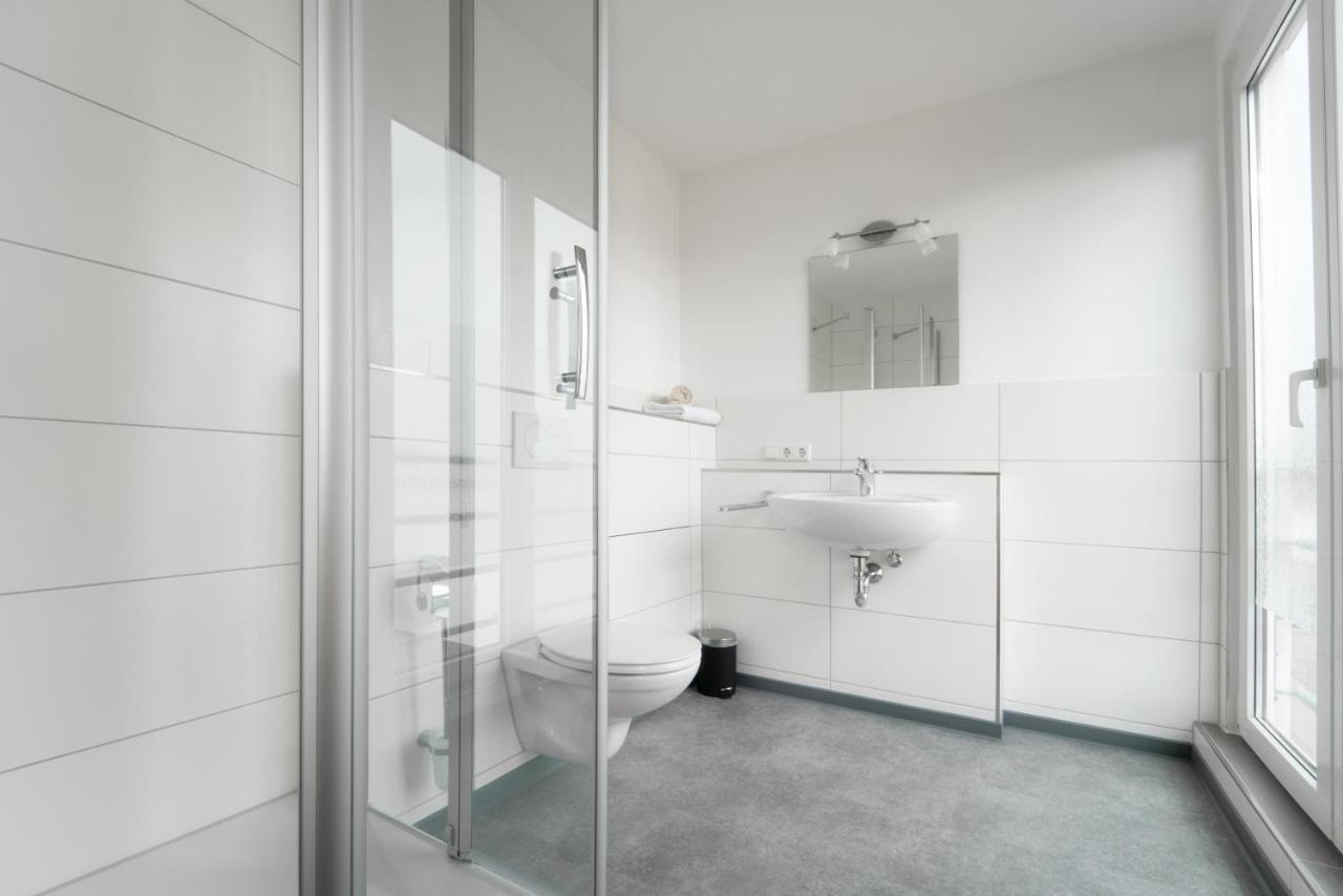 Single Room with Private Bathroom,1047274666:JPEG