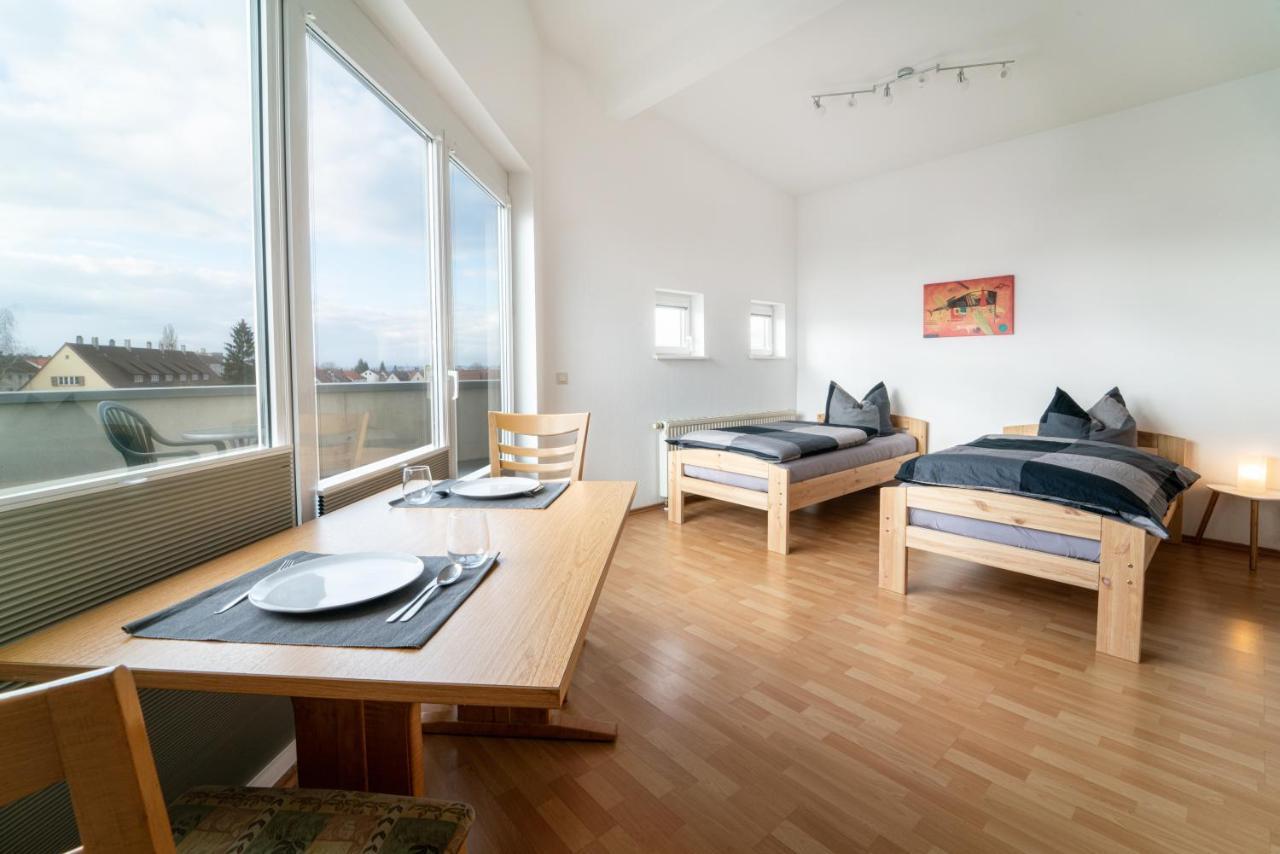 Apartment with Balcony,1047274690:JPEG