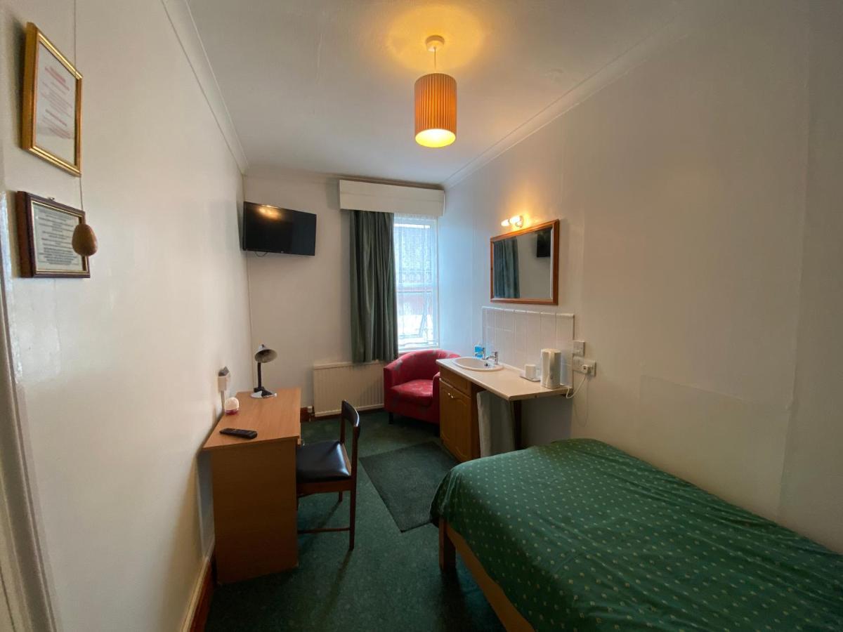 Single Room,1036442371:JPEG