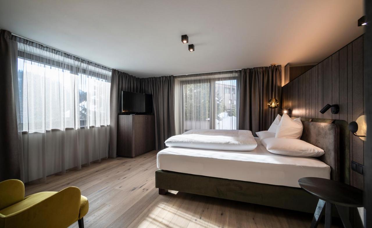 Deluxe Suite,1088913394:JPEG