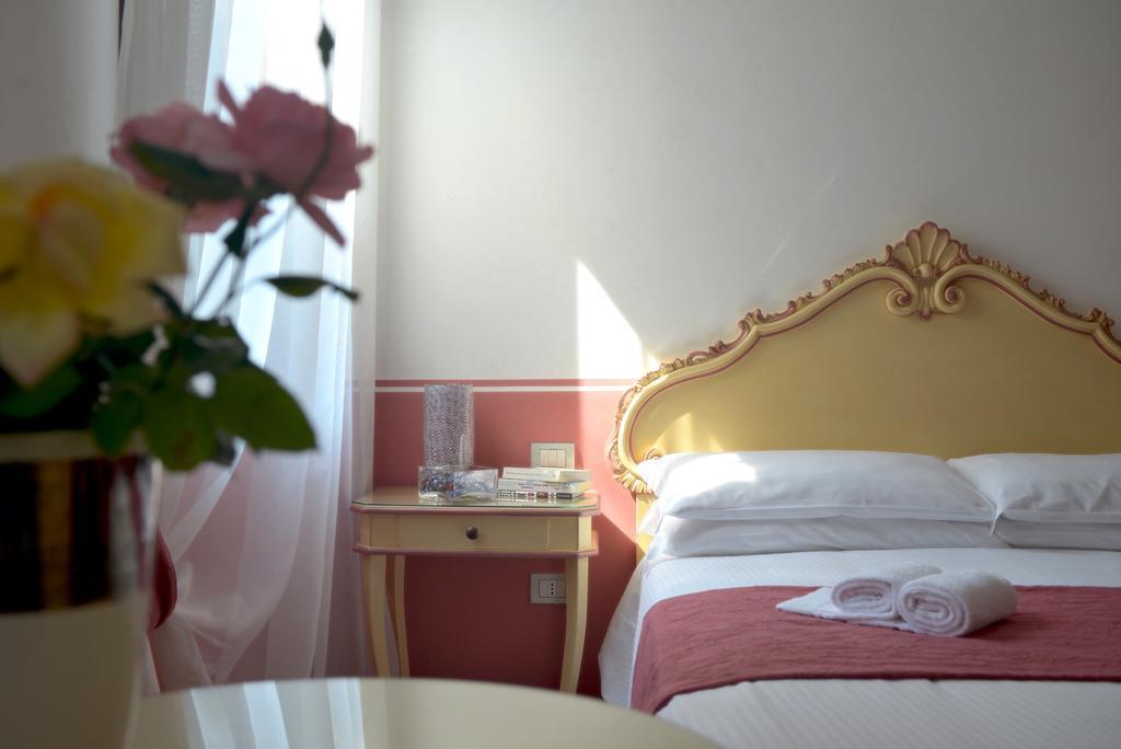 Double Room,116563336:JPEG