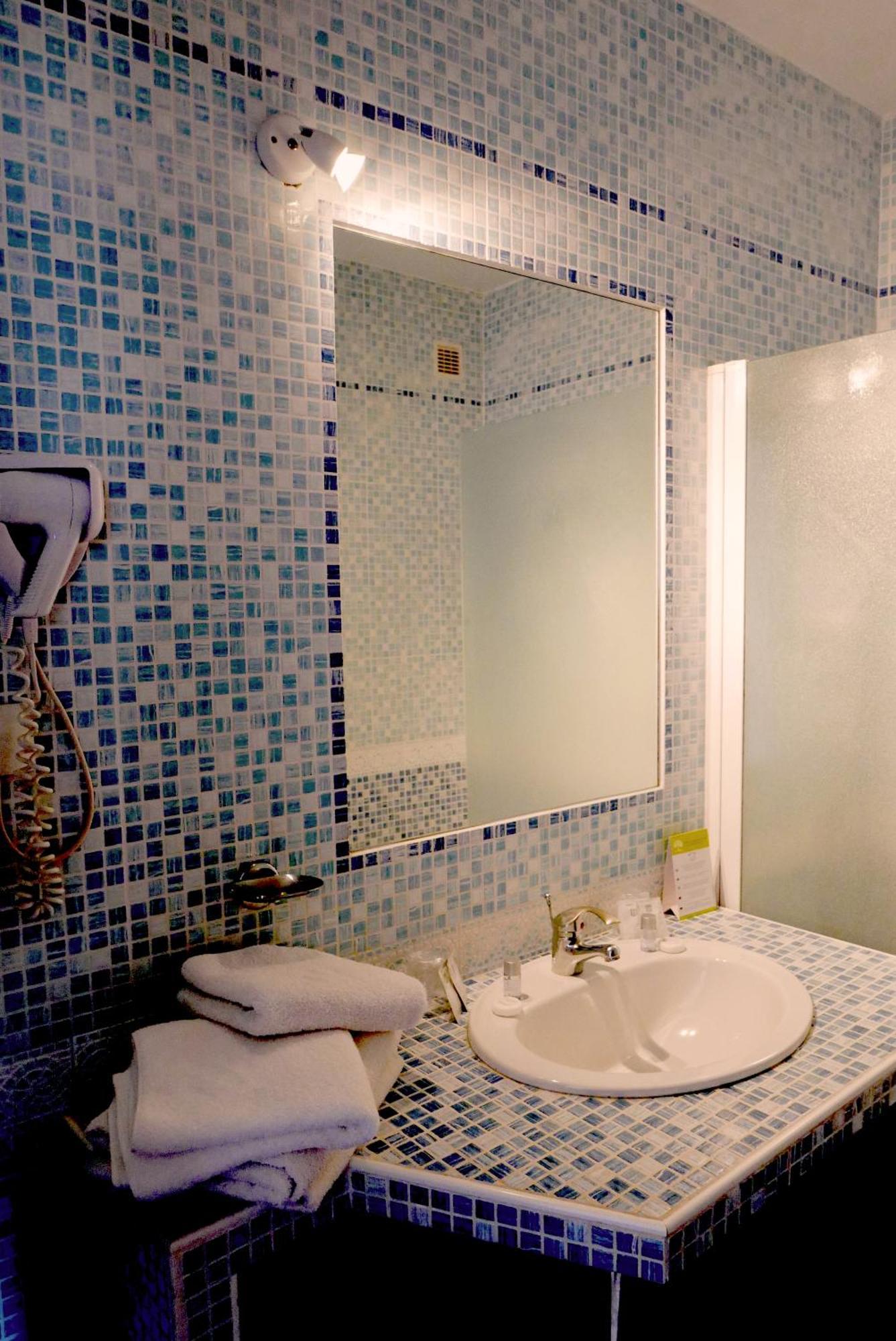 Chambre Double Standard - Vue sur Montagne