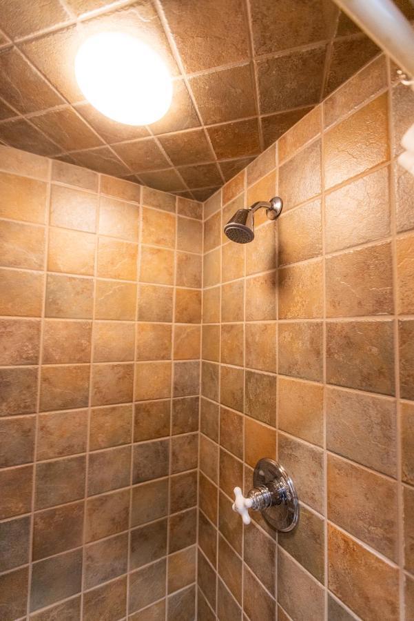 Deluxe Suite,1144727744:JPEG