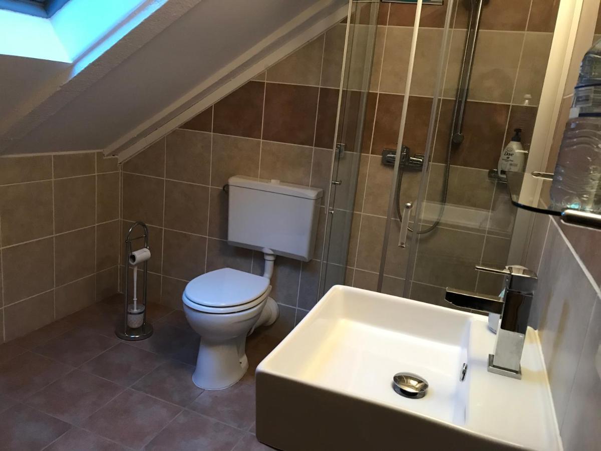 Double Room,1175525380:JPEG