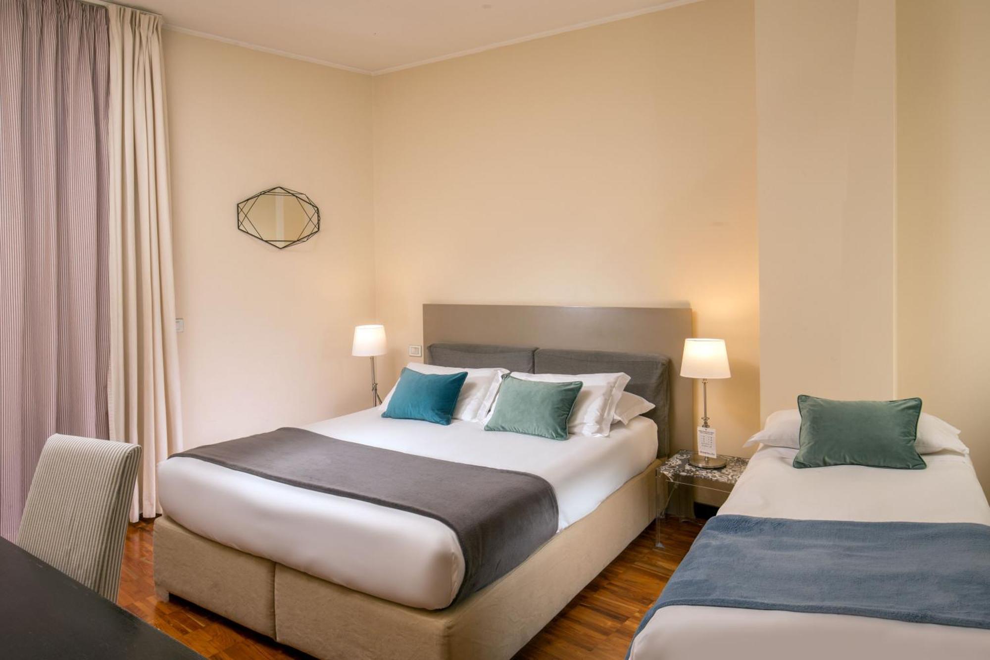 Triple Room,1209443581:JPEG
