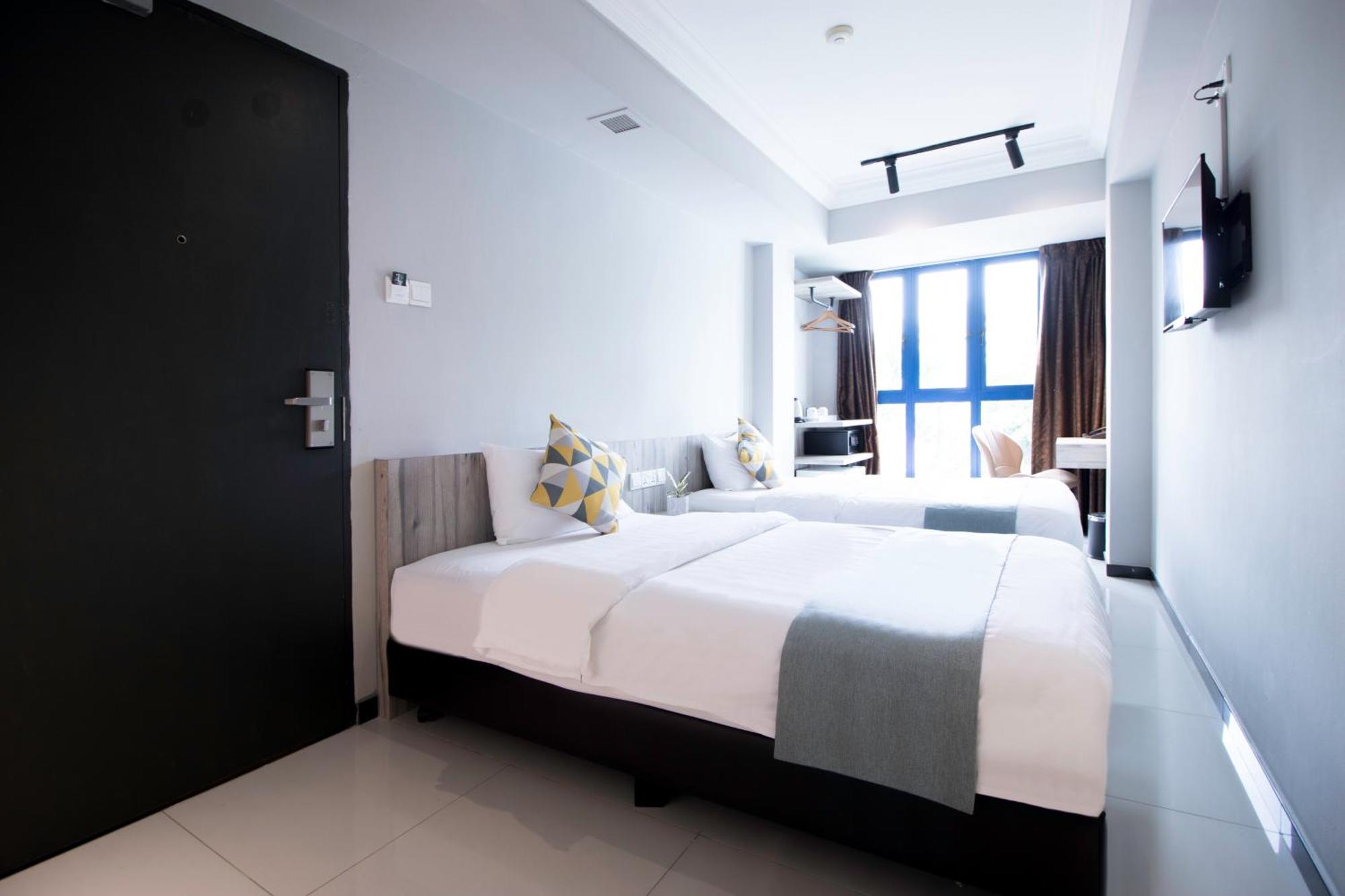 Superior Twin Room Newly Renovated,1212499270:JPEG