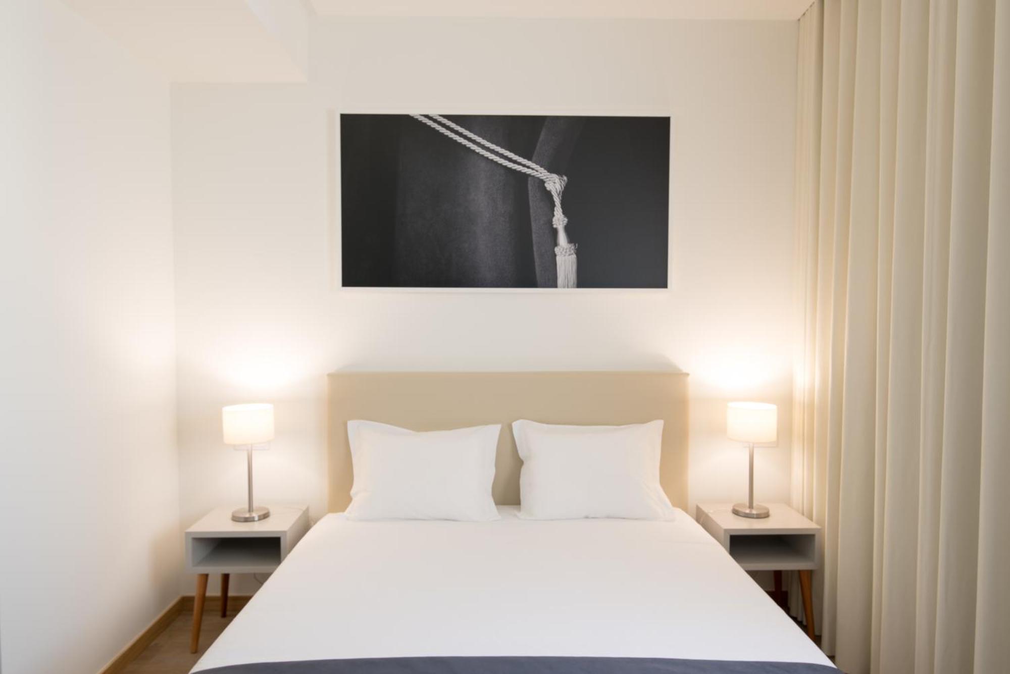 Suite,1215946300:JPEG