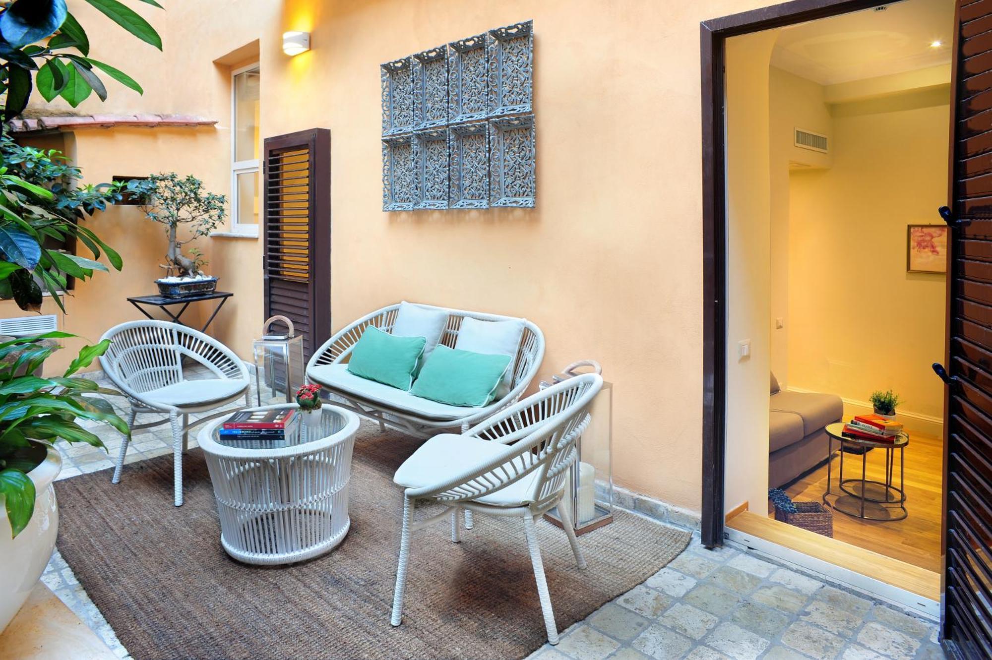 Suite with Terrace,1353509530:JPEG