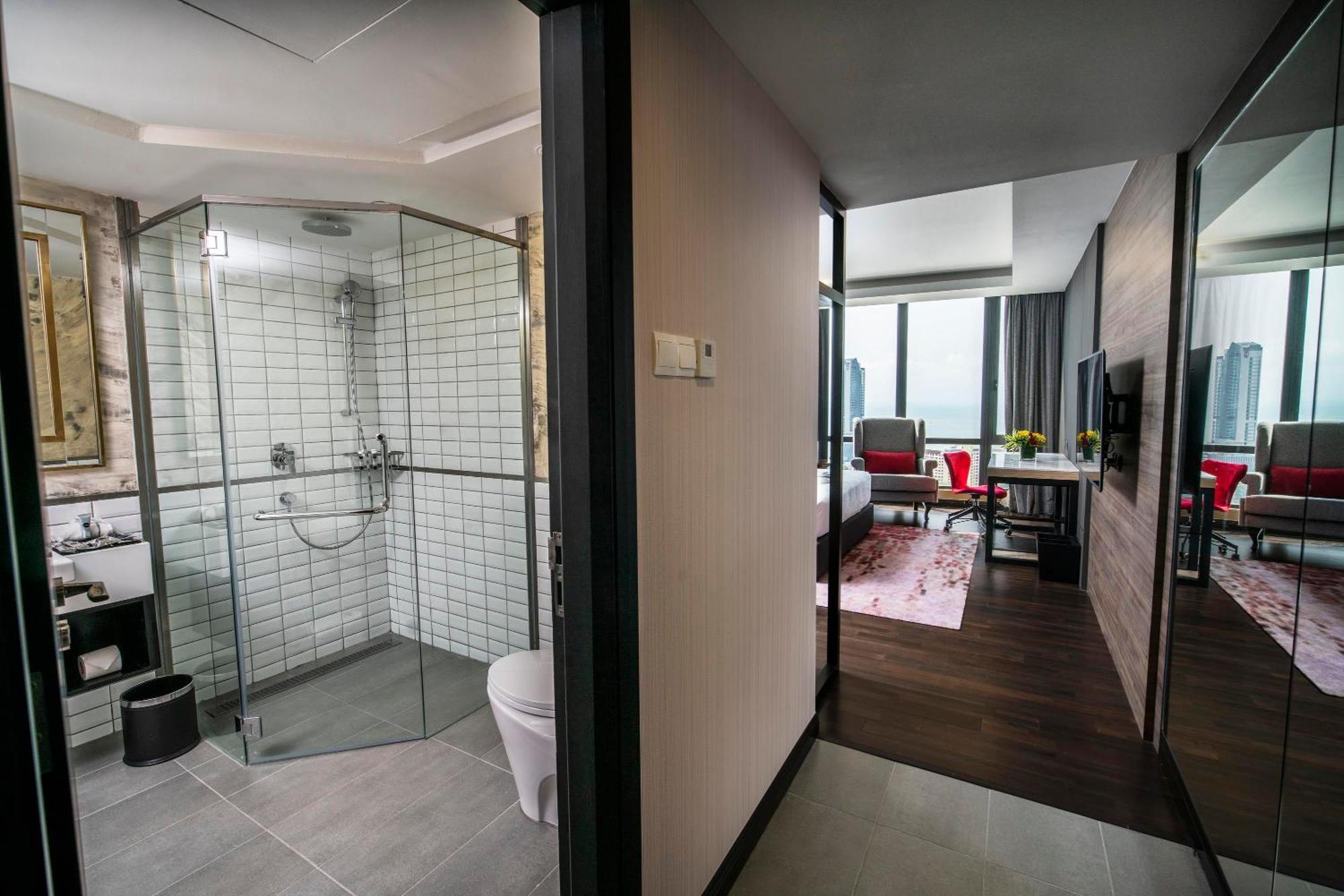 Deluxe Twin Room with Bathtub