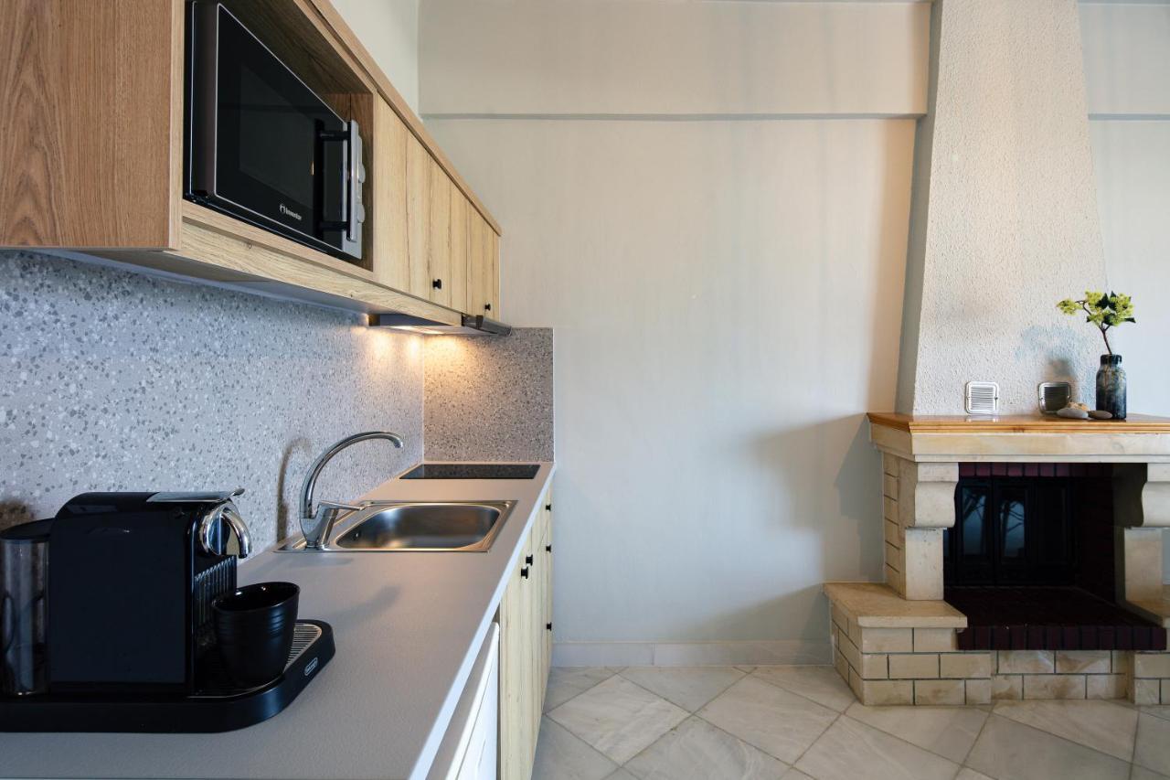 One-Bedroom Apartment with Sea View,1238548423:JPEG