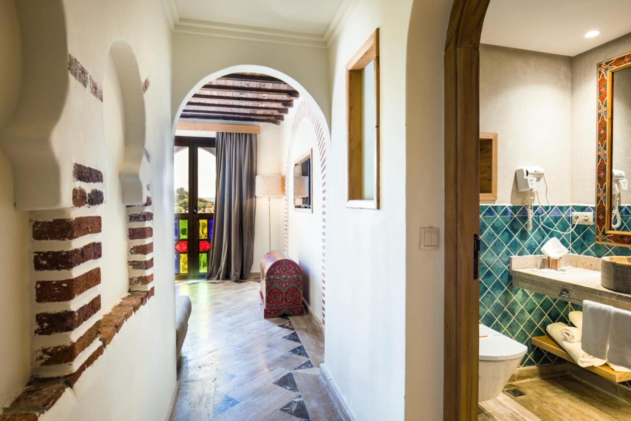 Deluxe Suite,1563286741:JPEG