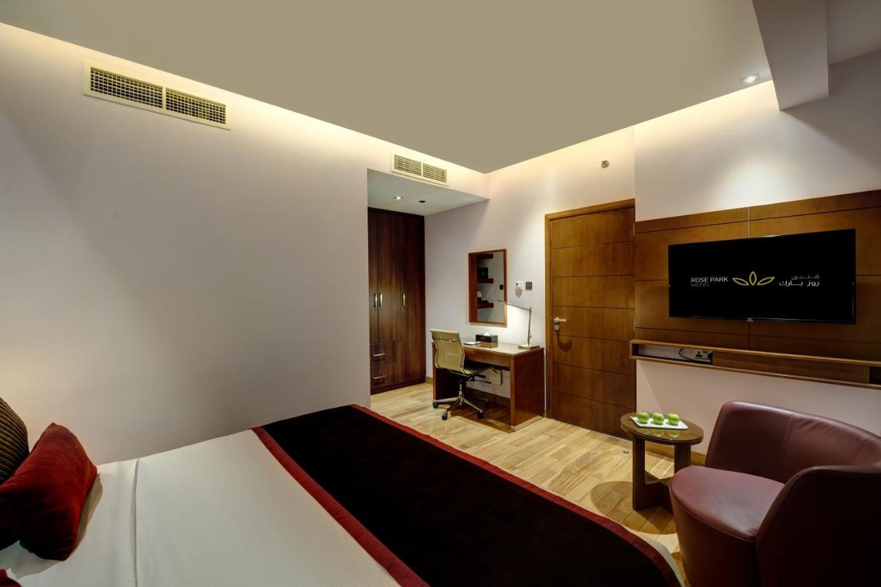 Deluxe One-Bedroom Suite,1252651387:JPEG