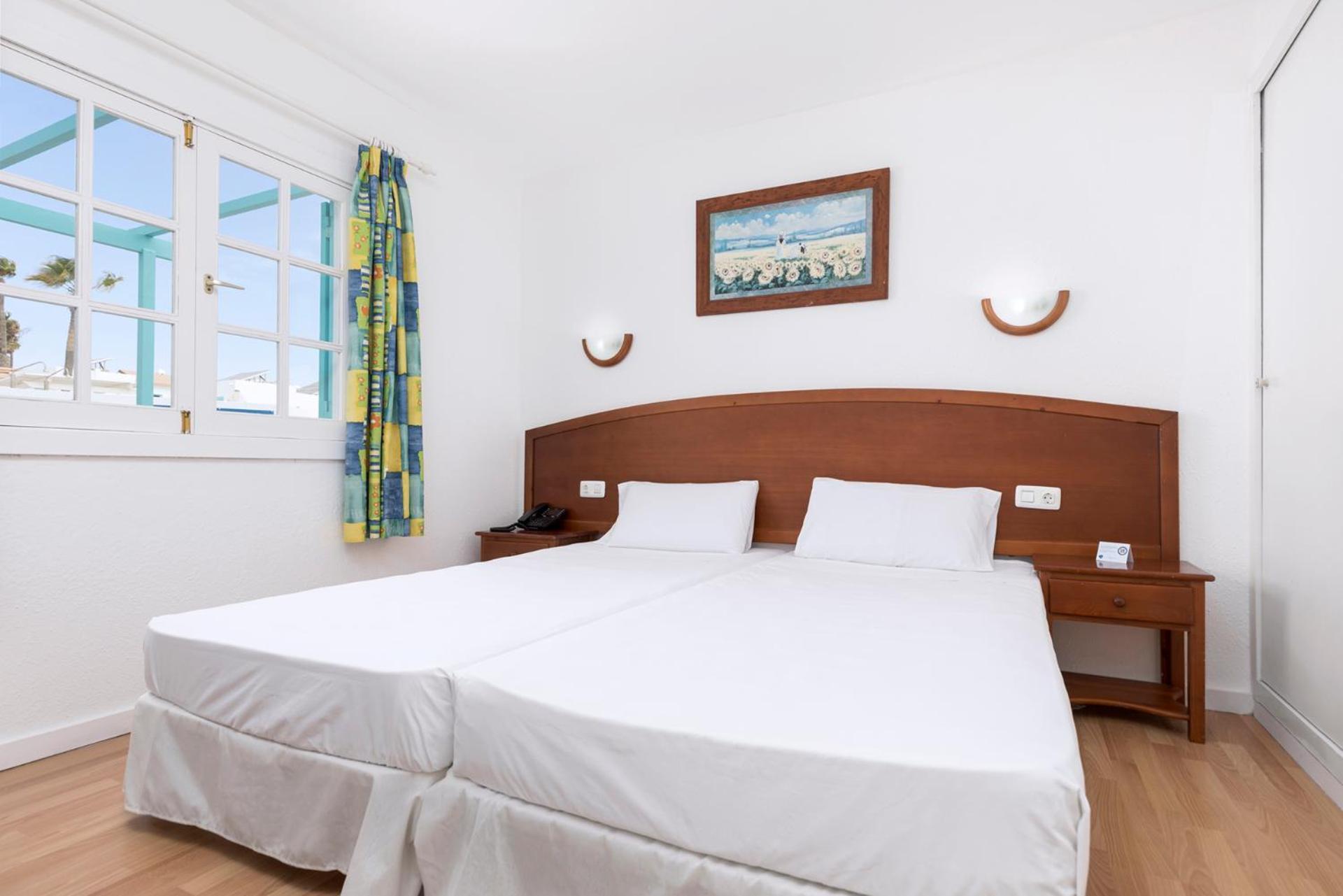 Family Room with Two Bedroom near the pool,1272468823:JPEG