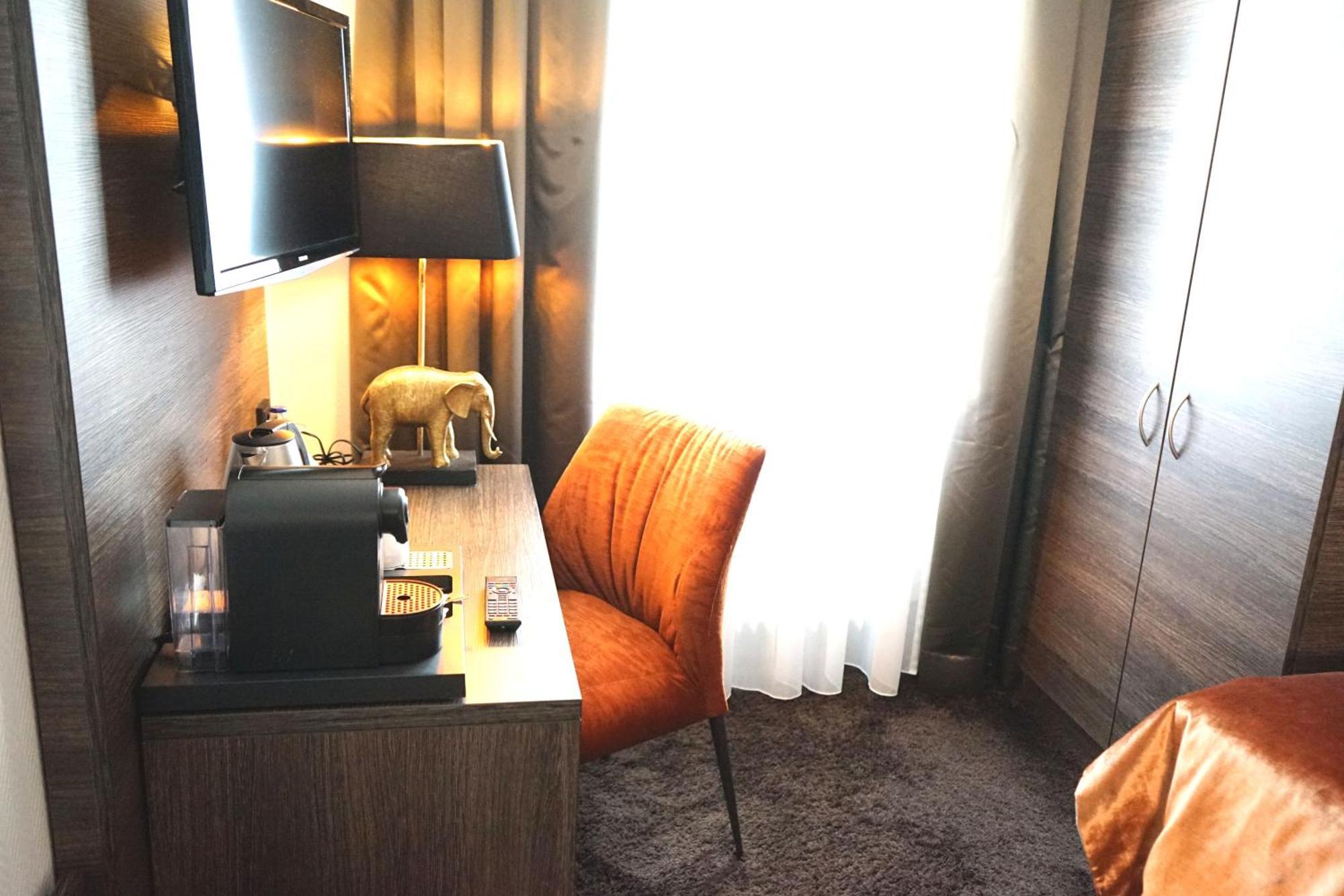 Superior Single Room