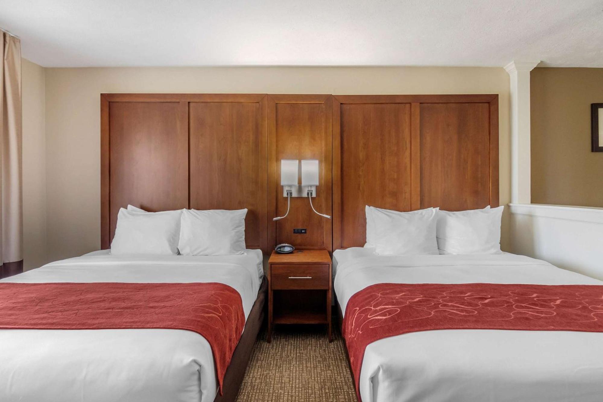 Suite with Two Queen Beds - Accessible/Non-Smoking,1279018480:JPEG