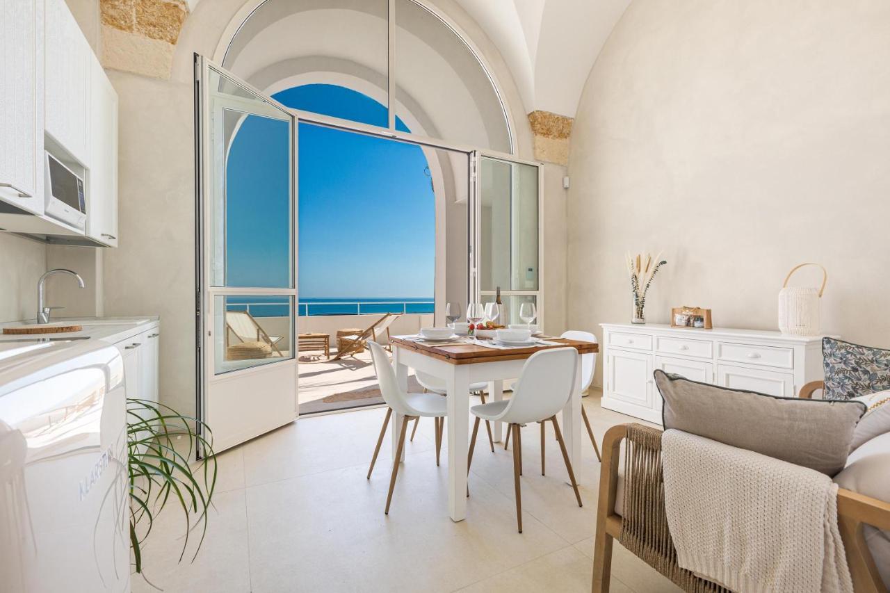 Two-Bedroom Apartment Terrace Sea View,1299440086:JPEG