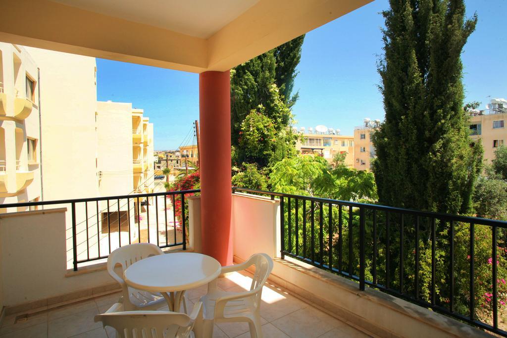 One-Bedroom Apartment with Inland View,130217480:JPEG