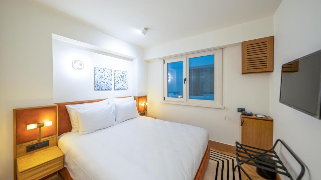 Economy Double or Twin Room,1332654026:JPEG