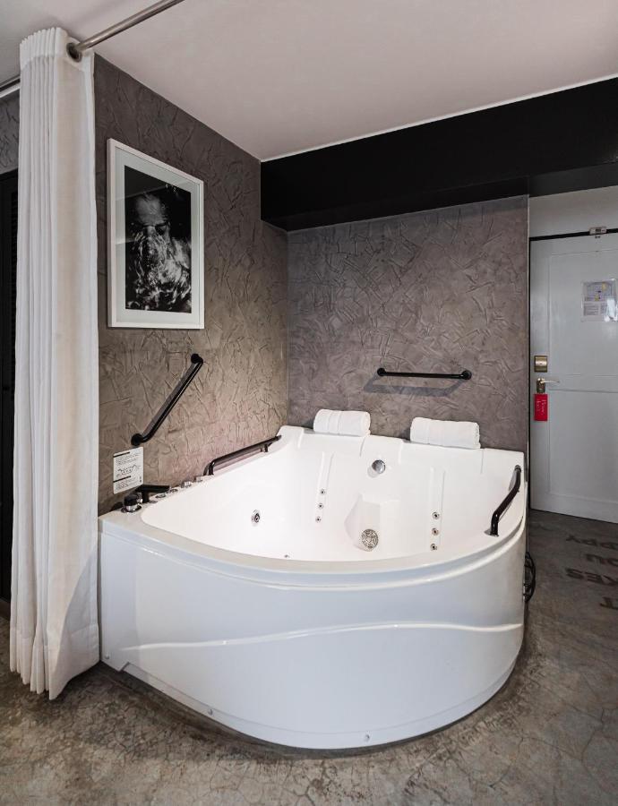 Executive Double Room,1365868676:JPEG