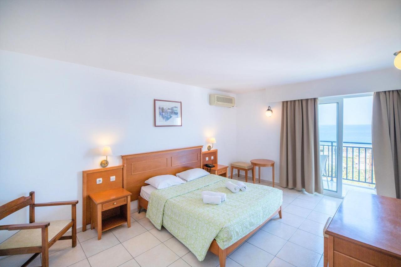 Chambre Double ou Lits Jumeaux - Vue sur Mer
