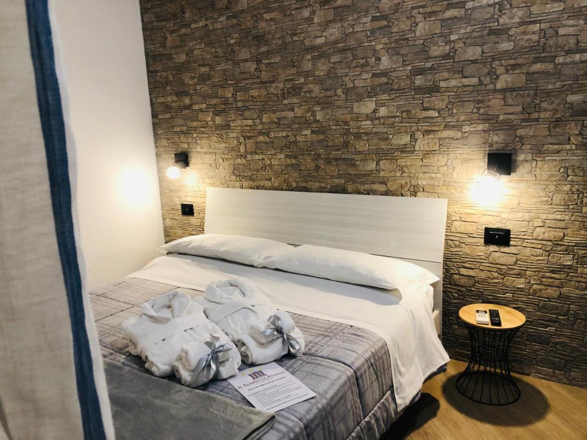 Double Room,1395050867:JPEG