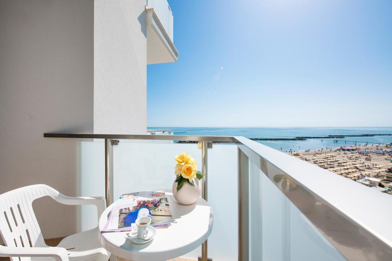 Family Room with Sea View,1378931435:JPEG