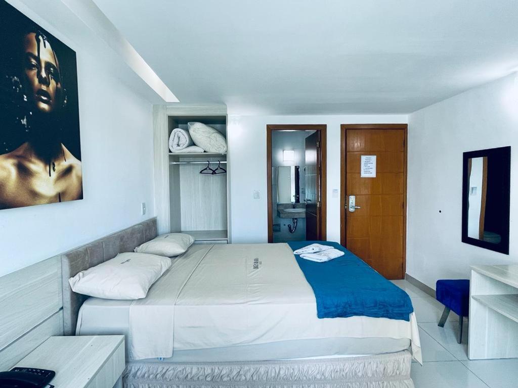 Double Room with Lake View,1322612437:JPEG