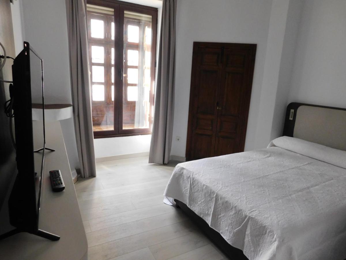 Standard  Double Room,1379373551:JPEG