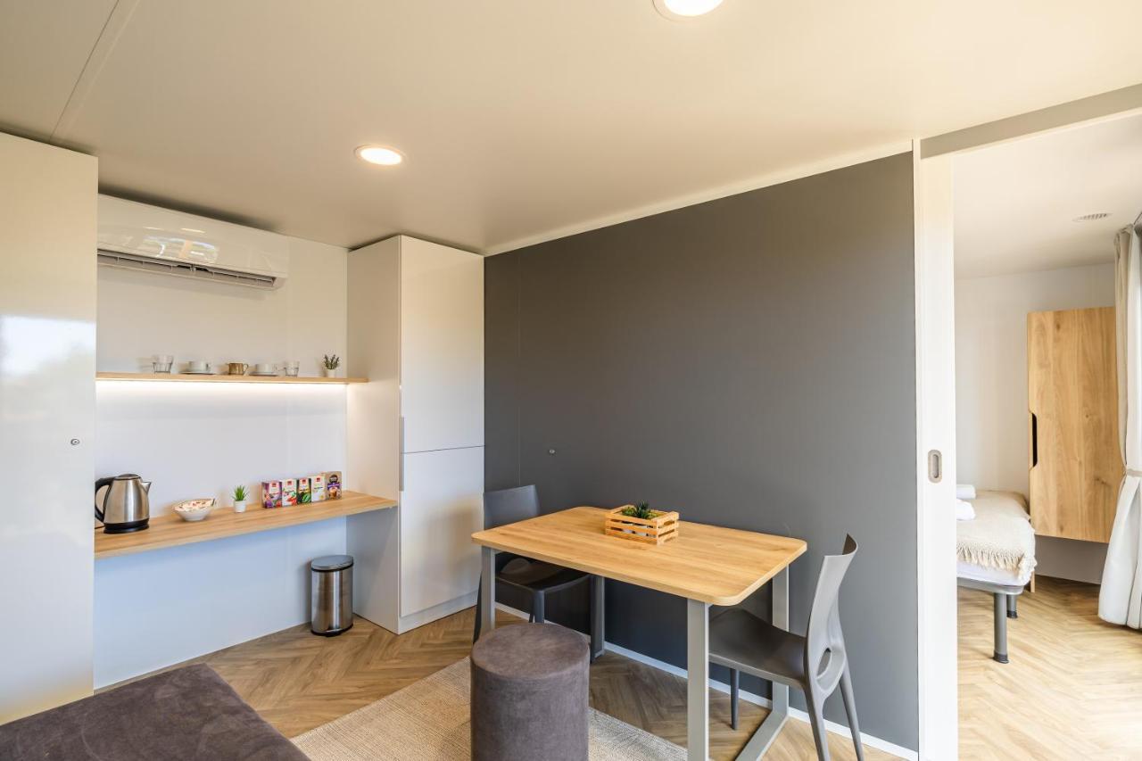 Island Mobile Home,1425945249:JPEG