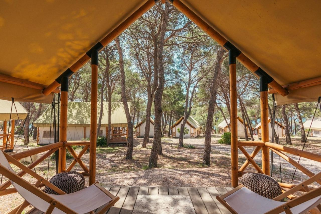 Glamping Lodge - 2 Person,1383352691:JPEG