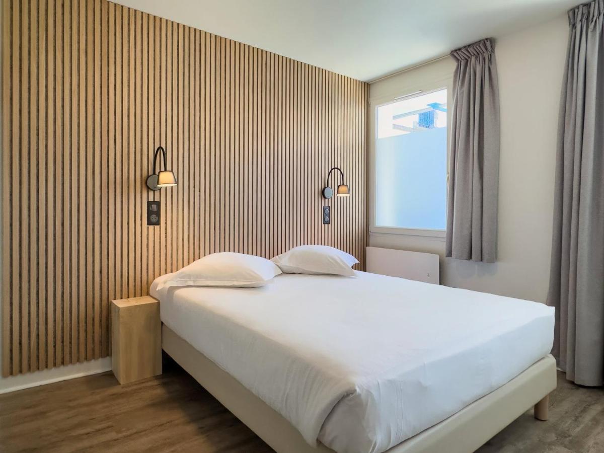 Standard Double Room,323660926:JPEG