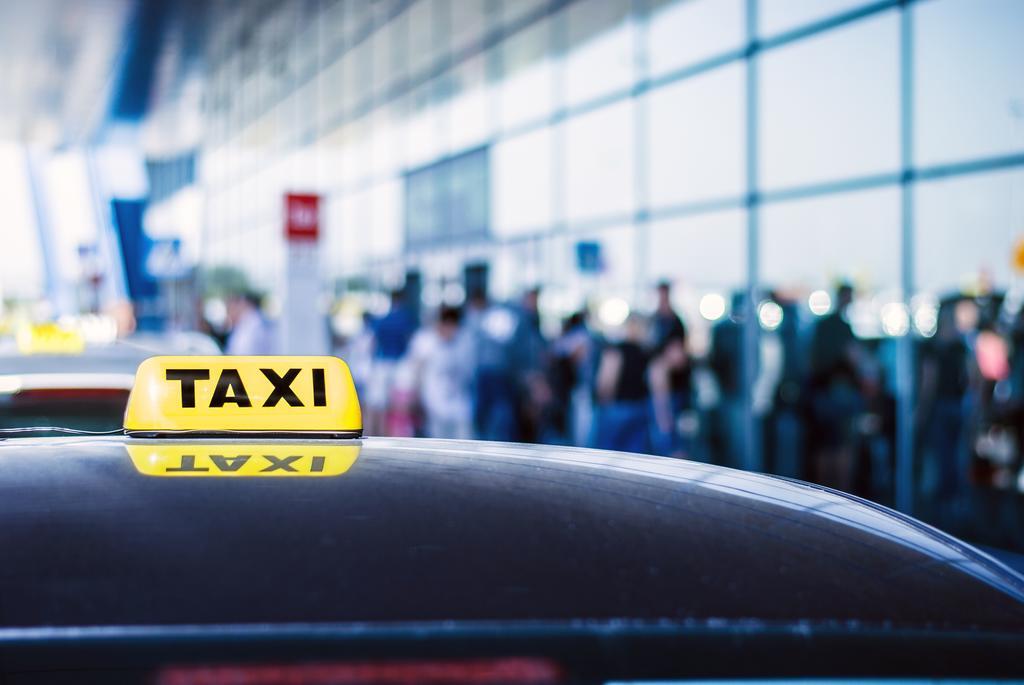 Studio with Airport Transfer
