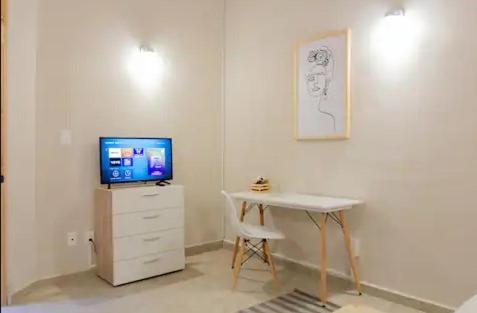 Deluxe Double Room with Shower,1419123183:JPEG