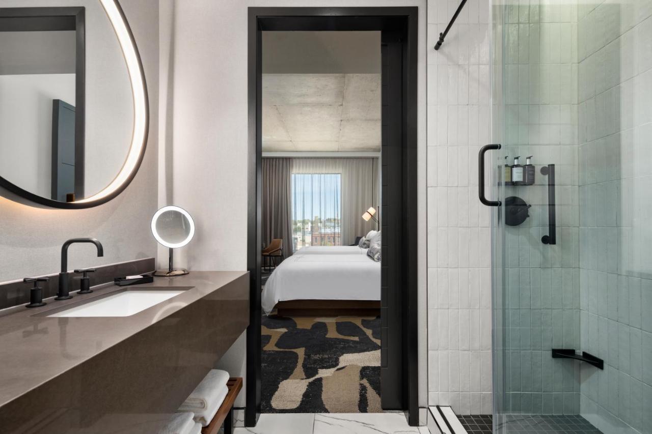 Queen Room with Two Queen Beds and City View,1643251571:JPEG