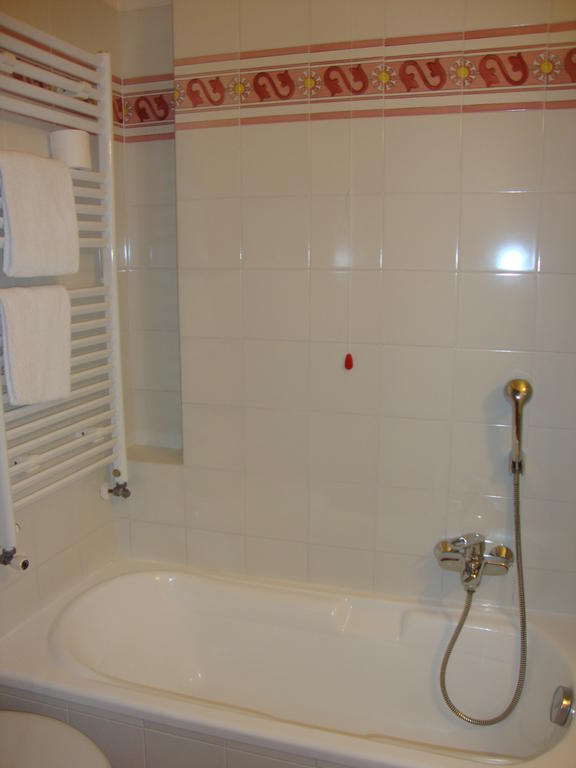 Superior Double/Twin Room Lake View