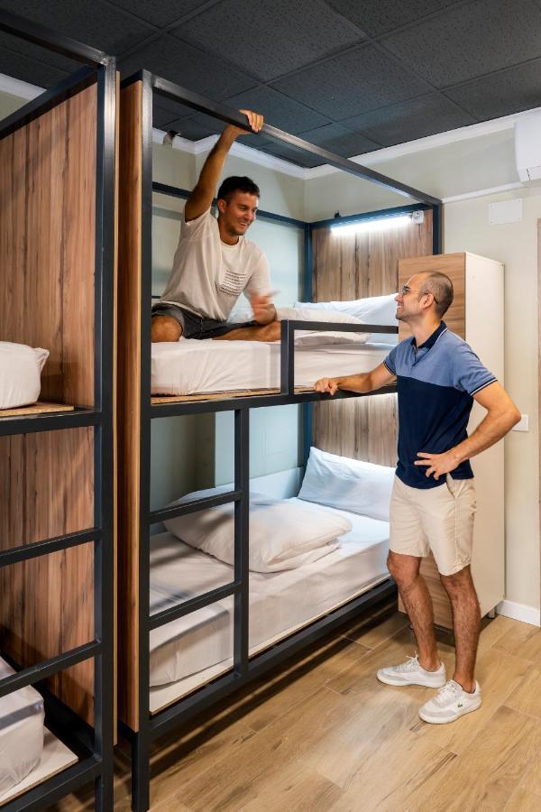 Bed in 10-Bed Mixed Dormitory Room,1467773399:JPEG