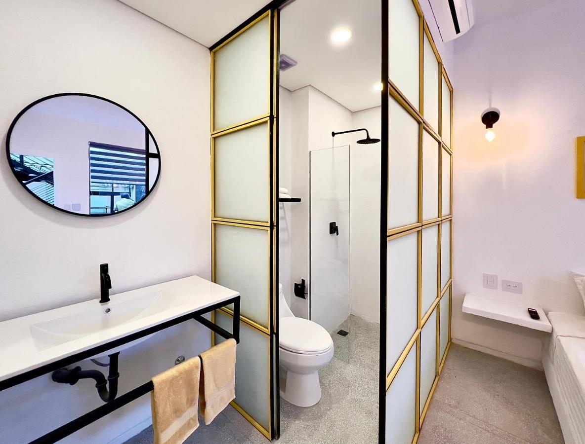 Double Room,1487618299:JPEG