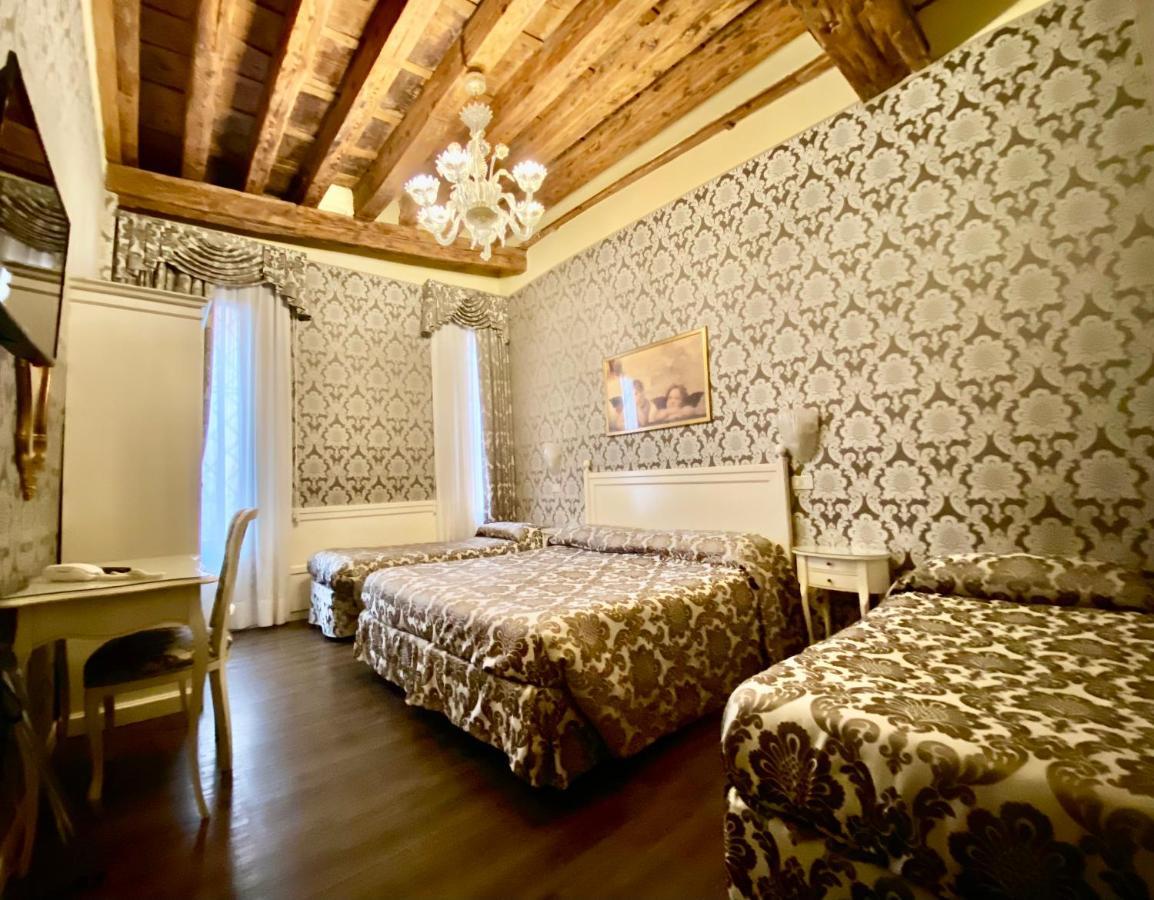 Quadruple Room,1498513678:JPEG