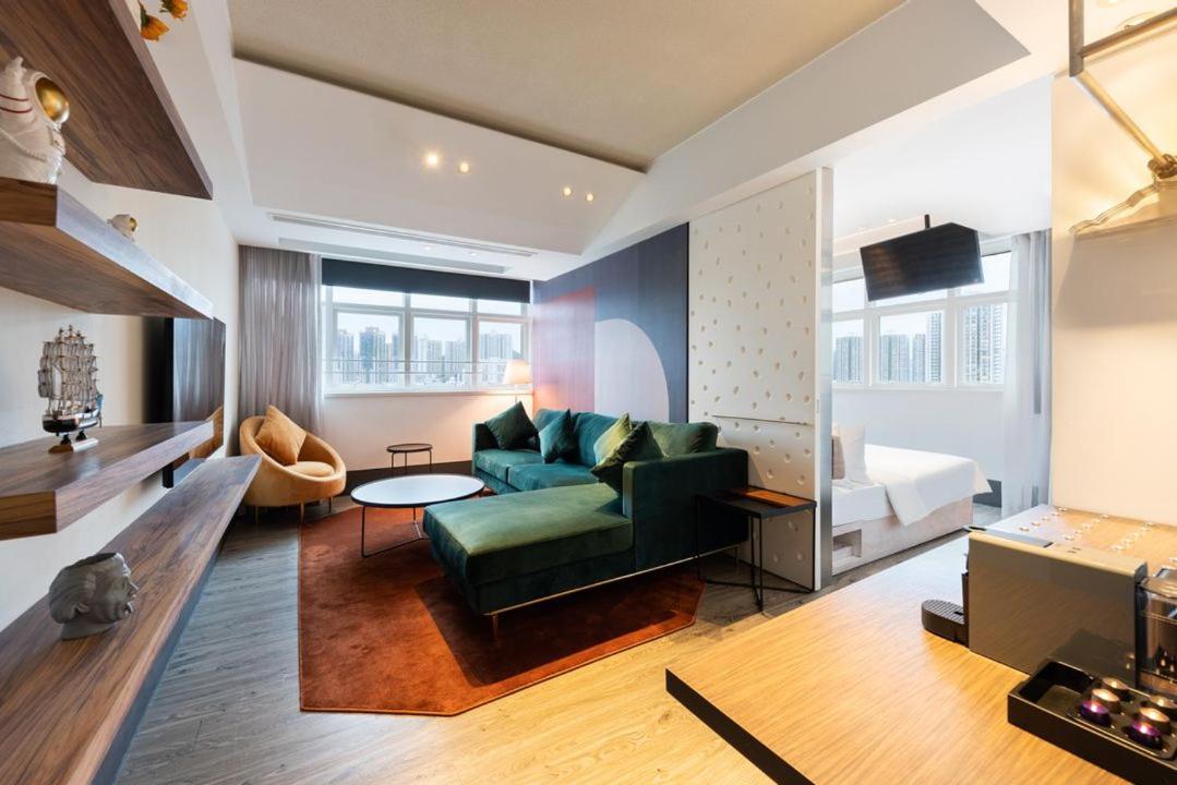 One-Bedroom Suite