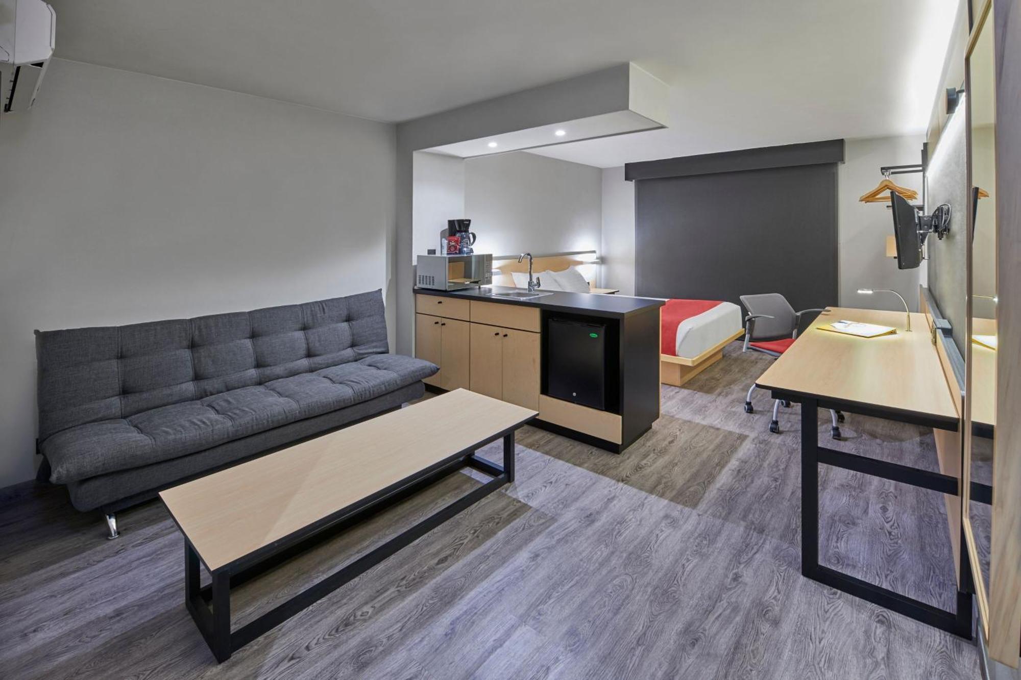 Superior Queen Room with Sofa Bed and Ocean View,1521927859:JPEG
