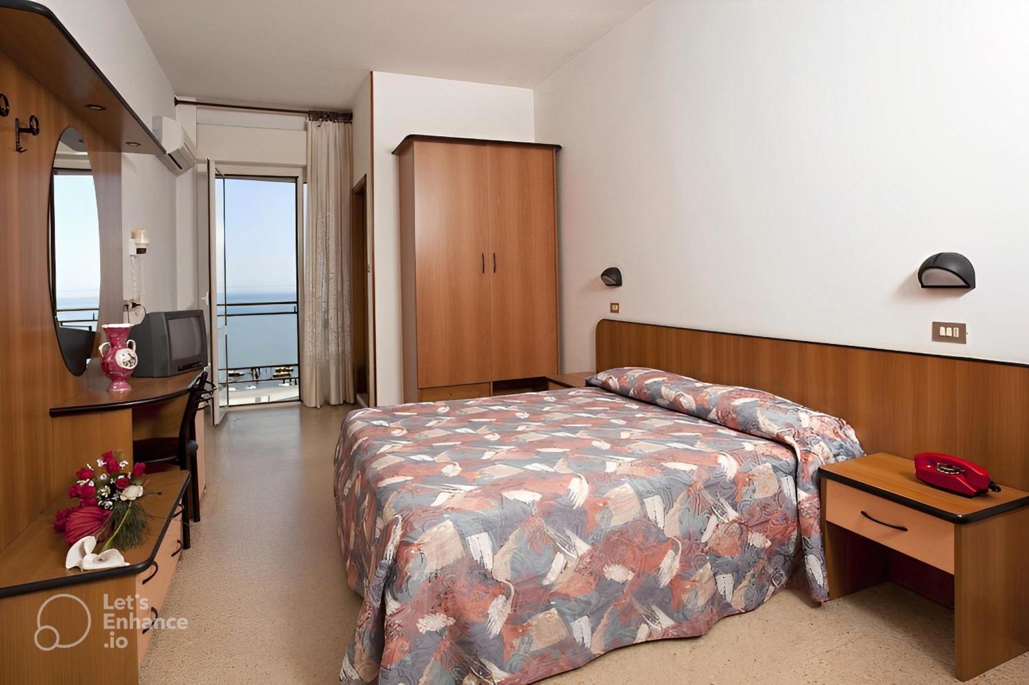 Budget Triple Room,1510409005:JPEG