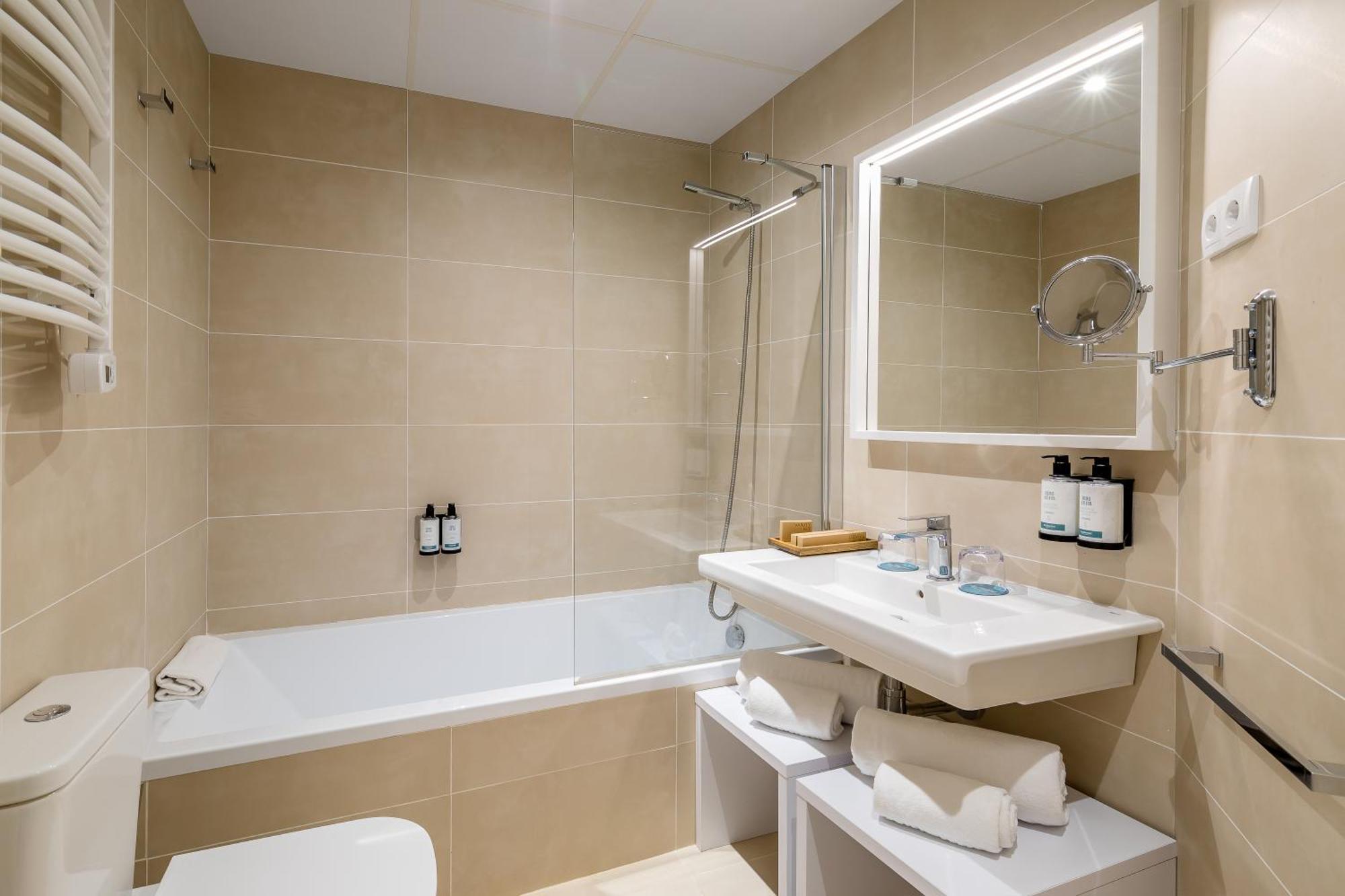Doppelzimmer mit Poolblick