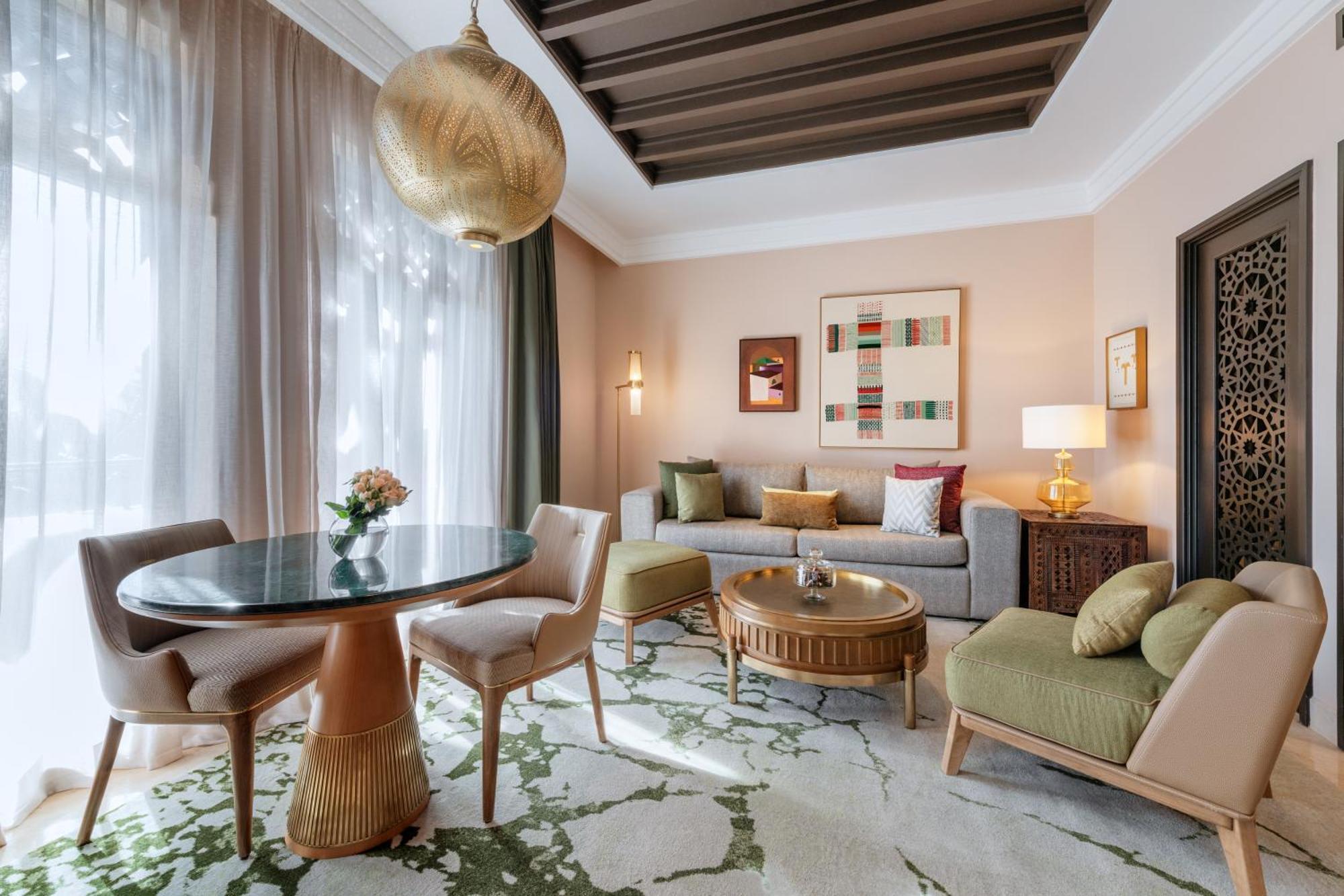 Garden View Terrace Suite King Bed,1534829218:JPEG