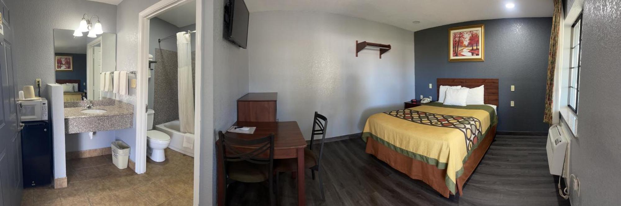 Queen Room - Smoking,1538340292:JPEG