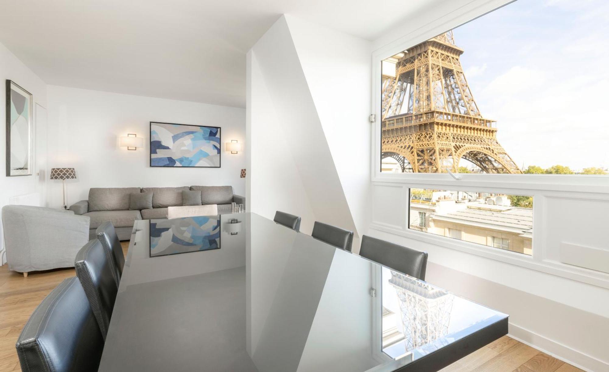 Apartamento Dúplex de 3 dormitorios - Torre Eiffel