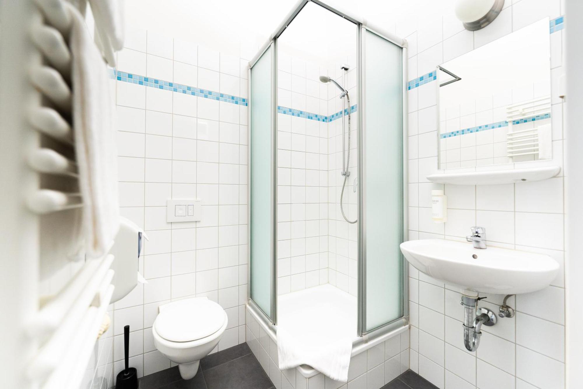 Quadruple Room,1549659022:JPEG