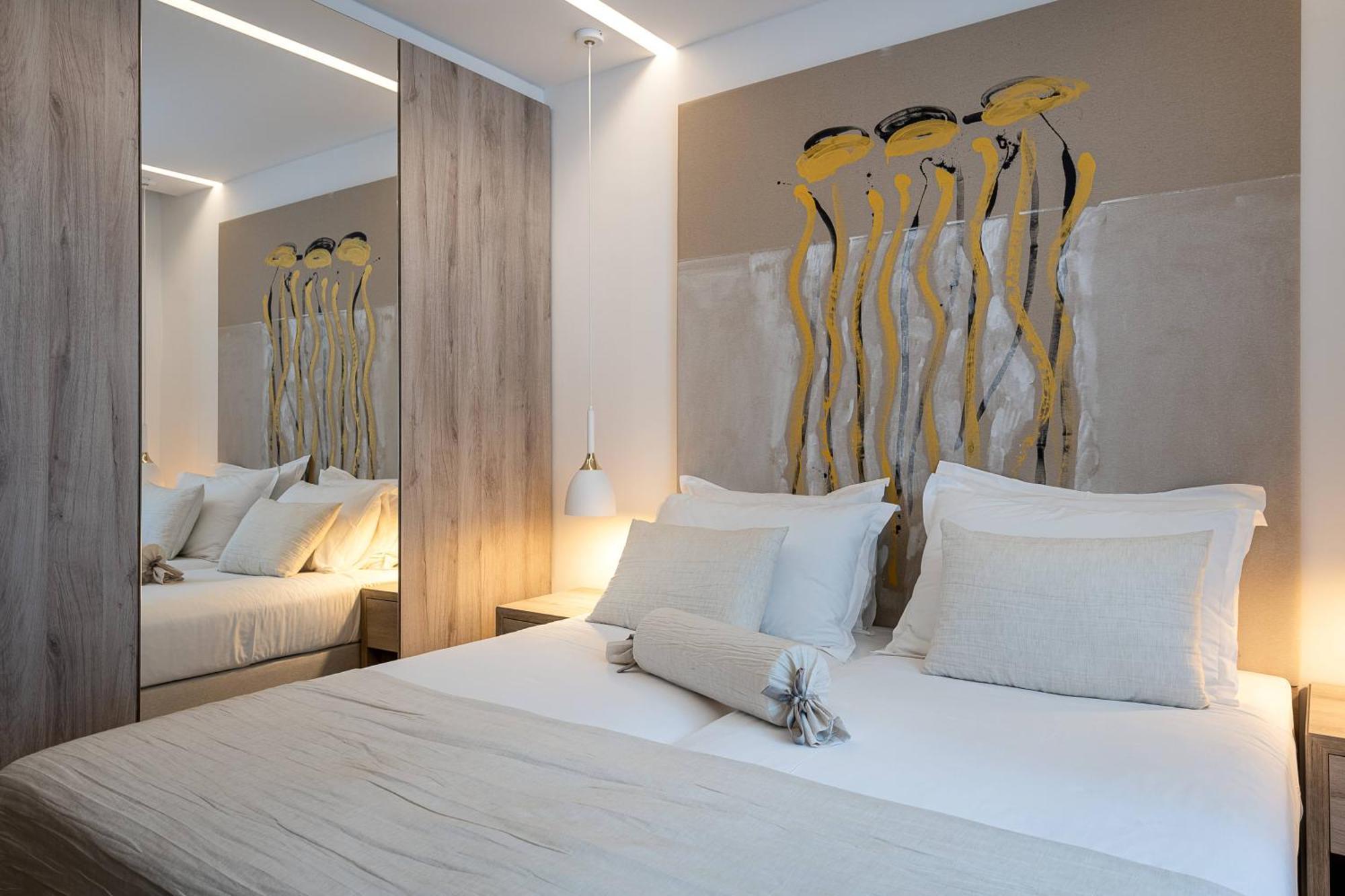 Classic Room,1553168527:JPEG