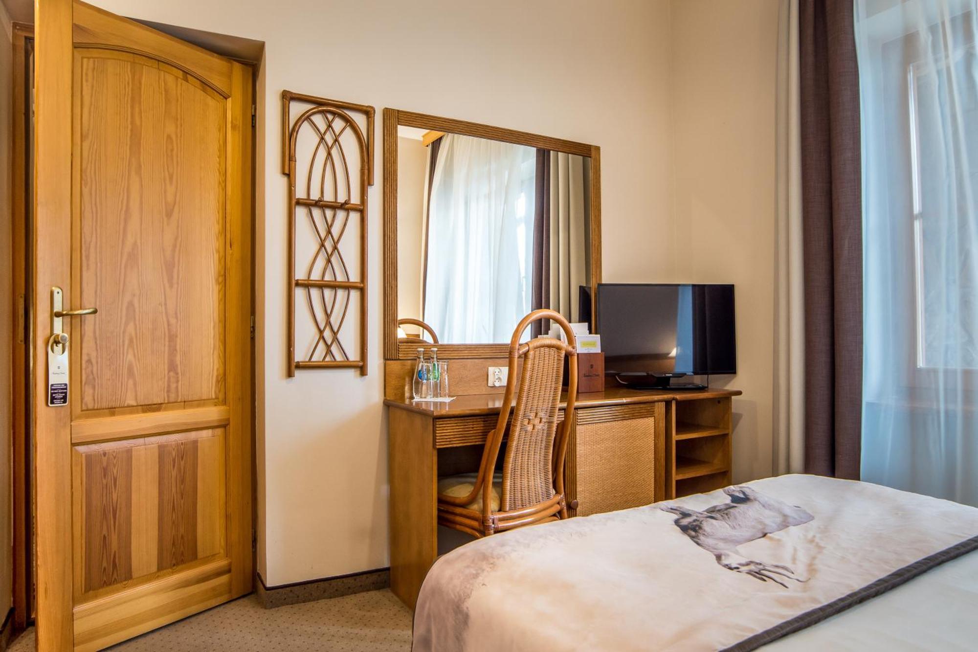 Standard Single Room,1559401546:JPEG